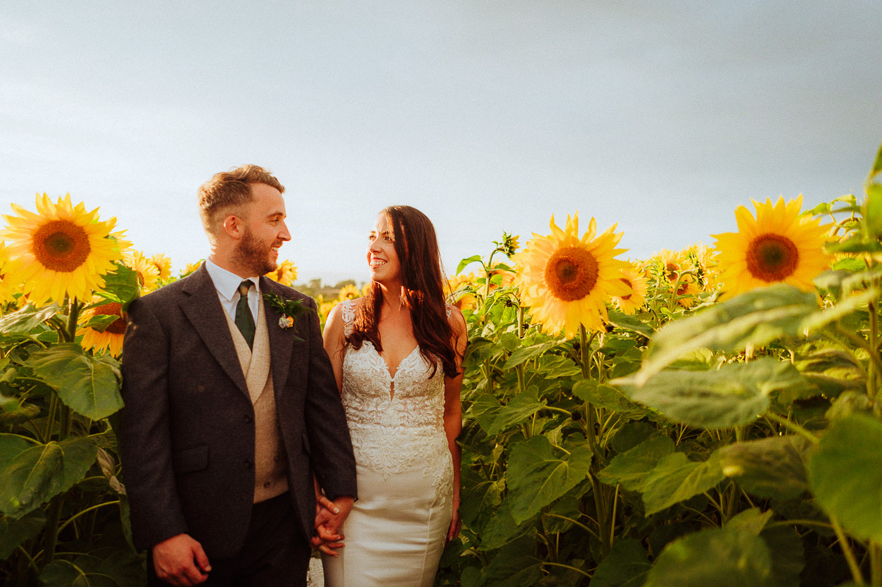 SUMMER WEDDING ROSEDEW FARM WEDDING PHOTOGRAPHY 068